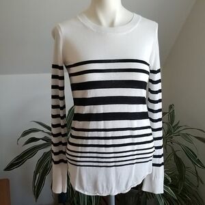 Splendid Linen/Rayon blend Striped longsleeve Top